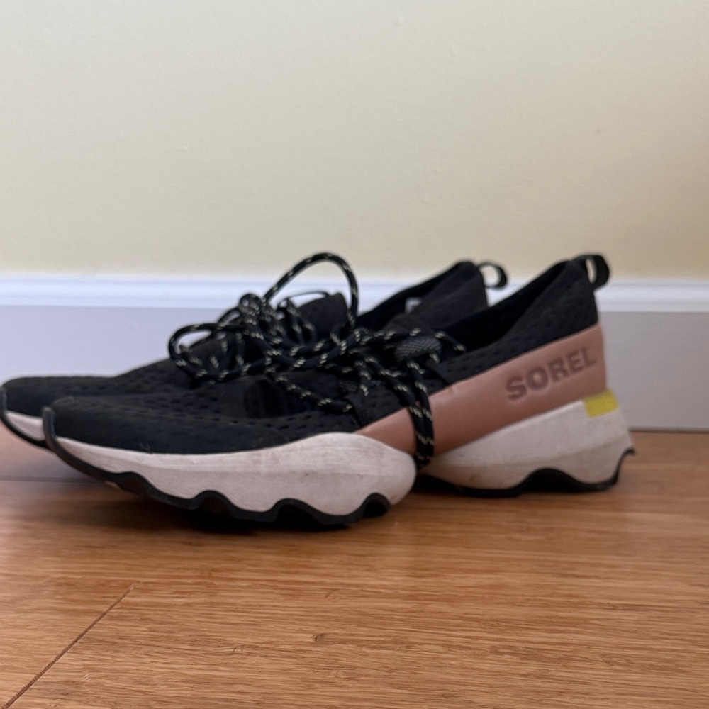 Sorel Black and Tan Athletic Shoes